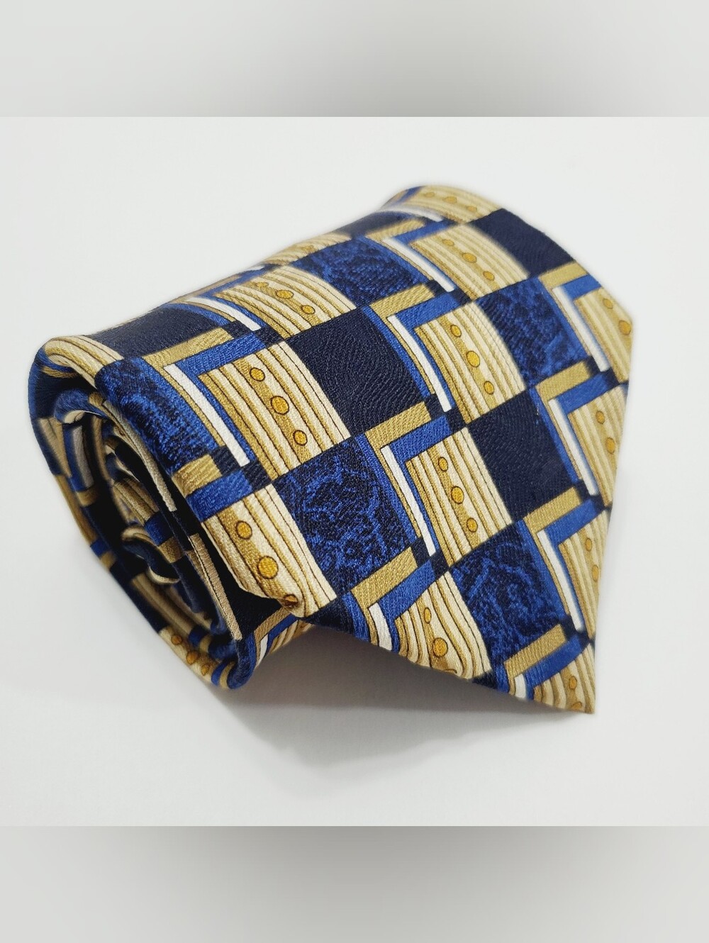 Status Men's Silk Neck Tie Blue & Tan Geometric Pattern 59x3.75"